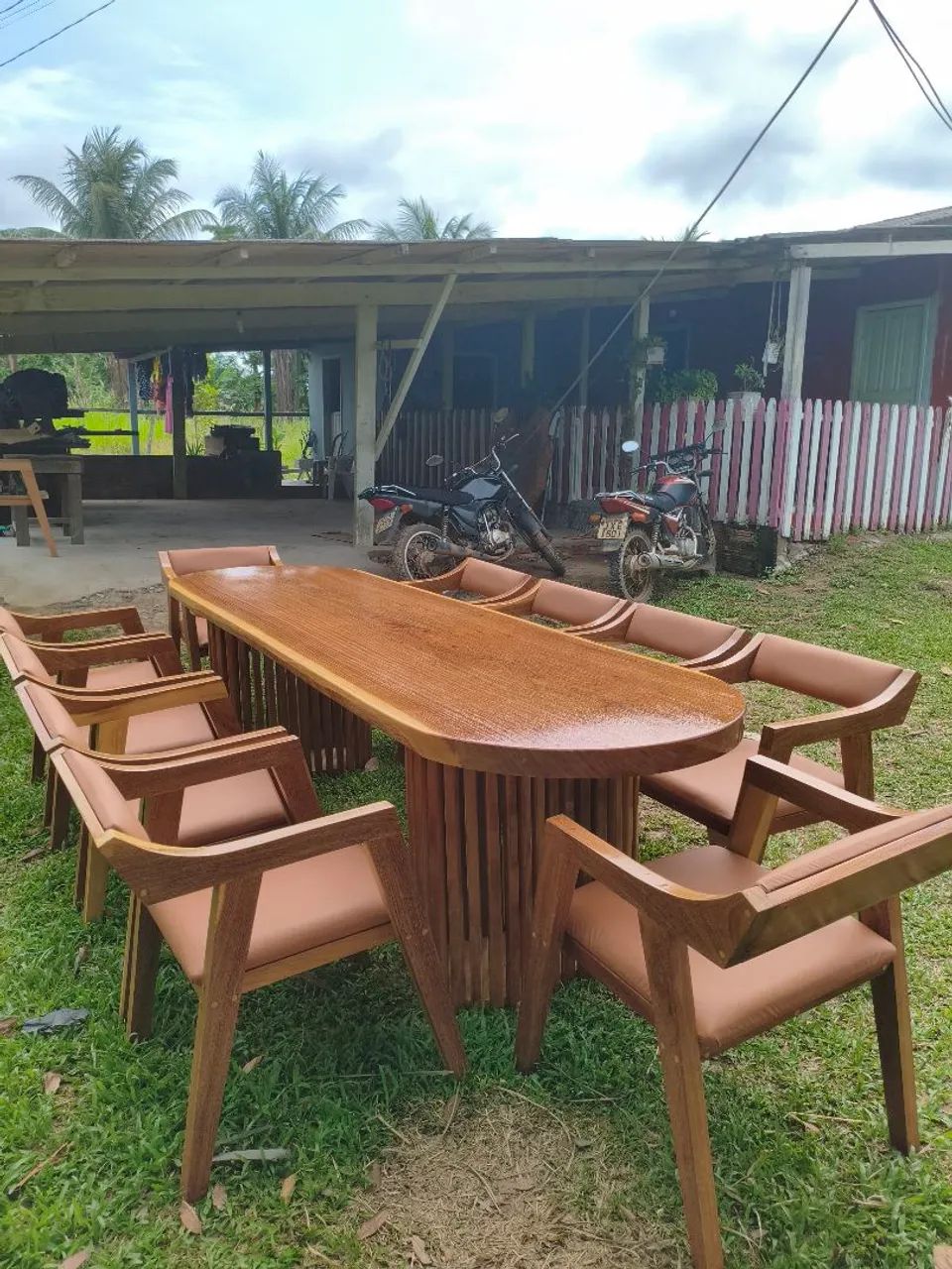 Mesa Rústica 3 metros com 10 poltronas katakana acolchoadas  - Foto 3