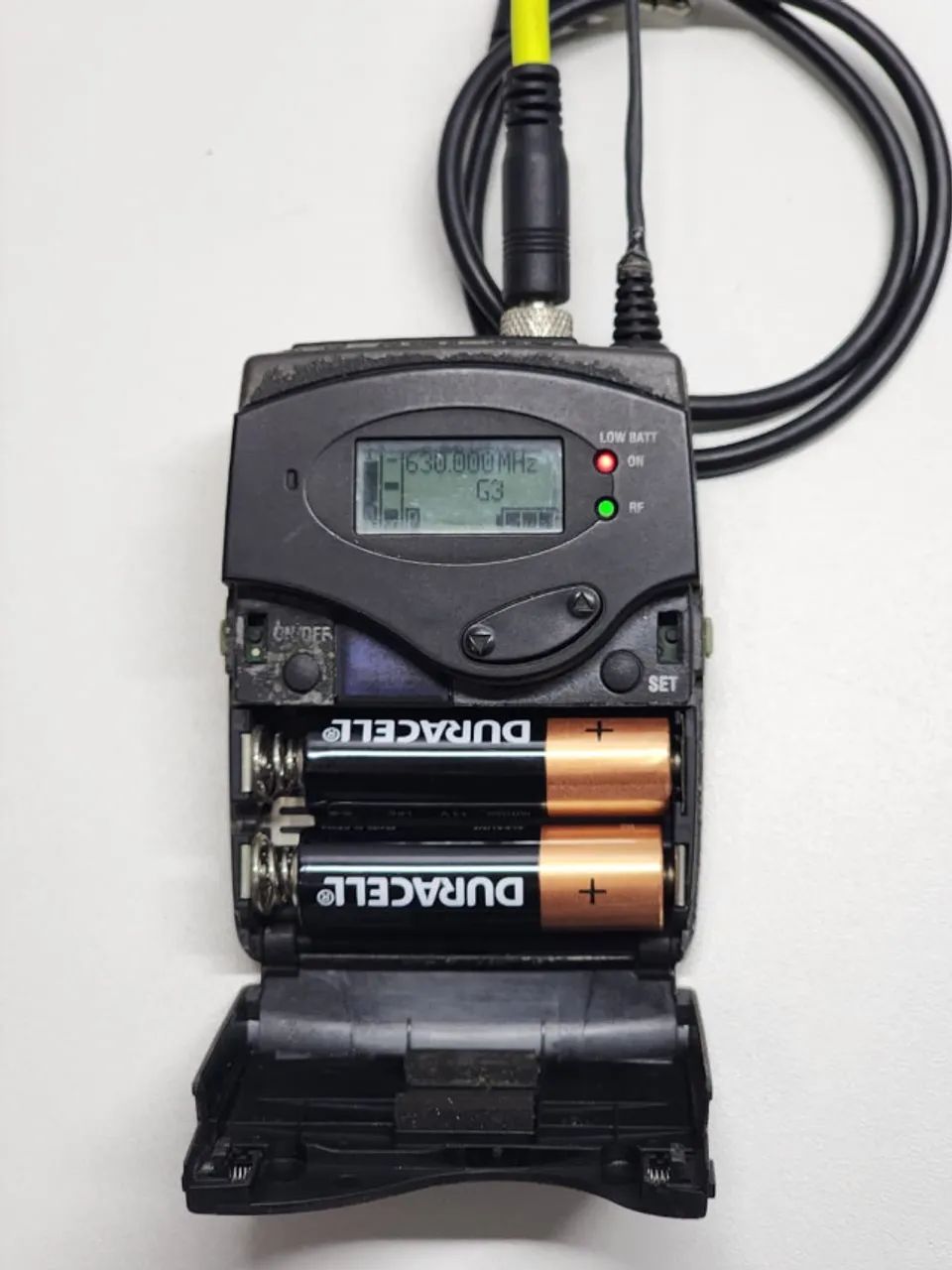 Microfone sem fio Sennheisr E835 + KIT receptor/trasmissor EW100 - Foto 4
