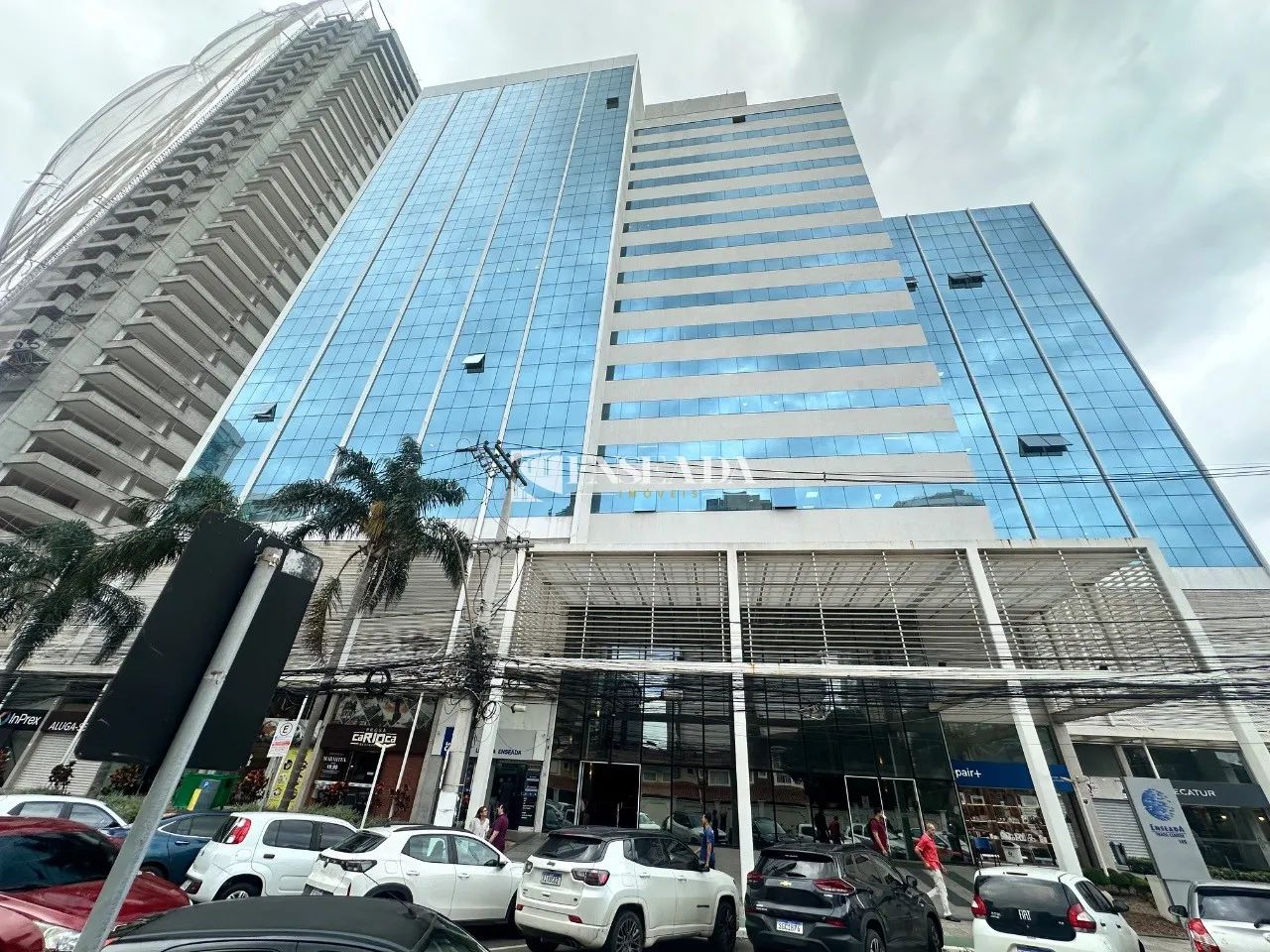 SALA COMERCIAL ENSEADA SUÁ