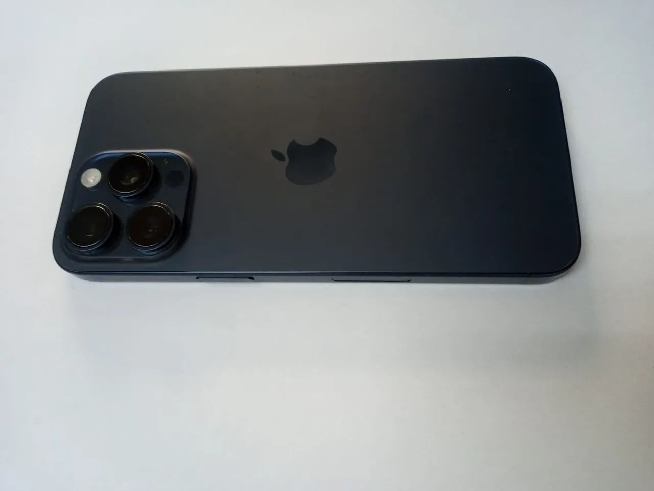 IPHONE 15 PRO MAX 256GB -87% BATERIA (NFC NÃO FUNCIONA) - Foto 3