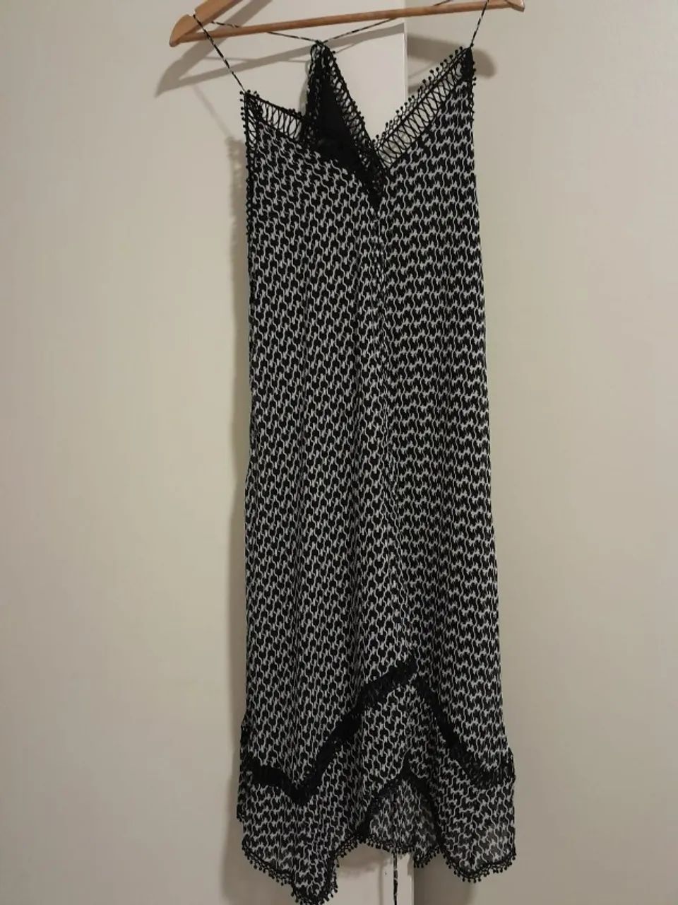 Vestido solto, leve e elegante