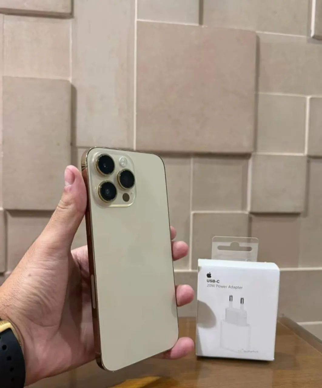 iPhone 14 Pro Max dourado 128 GB 6 meses de garantia 
