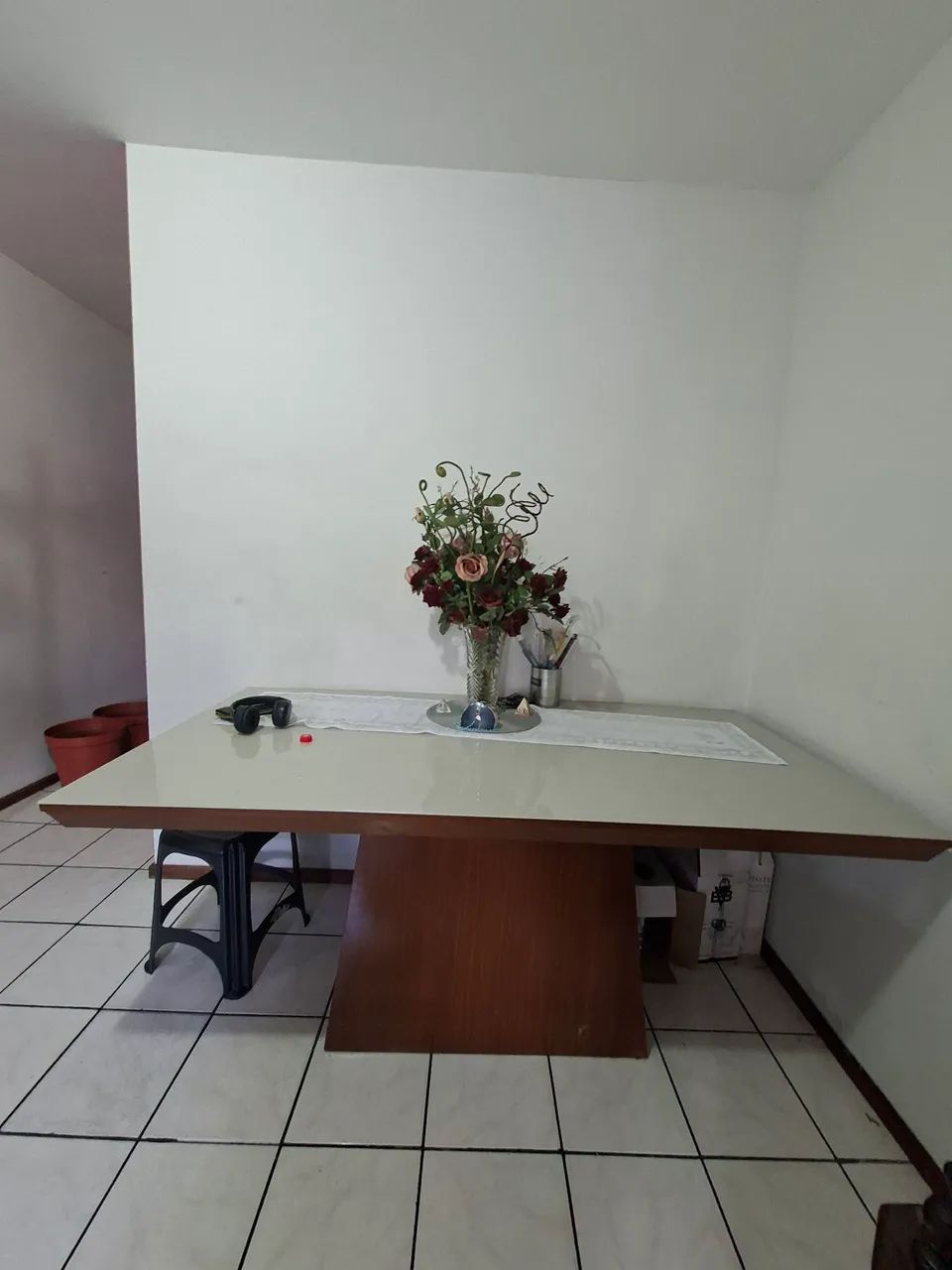 Mesa P/ 6 lugares. 