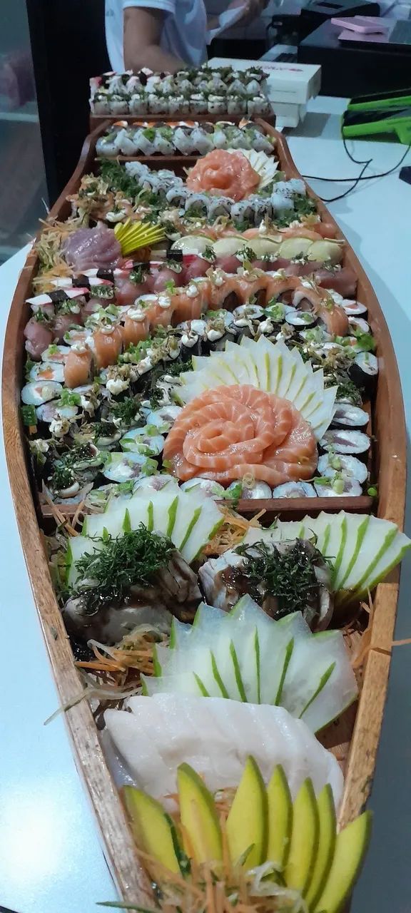 Rodizio de sushi na sua casa 