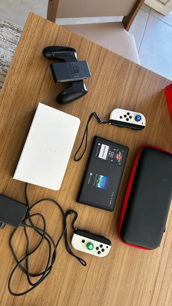 Nintendo Switch OLED - Consoles de Vídeo Game - Coqueiros