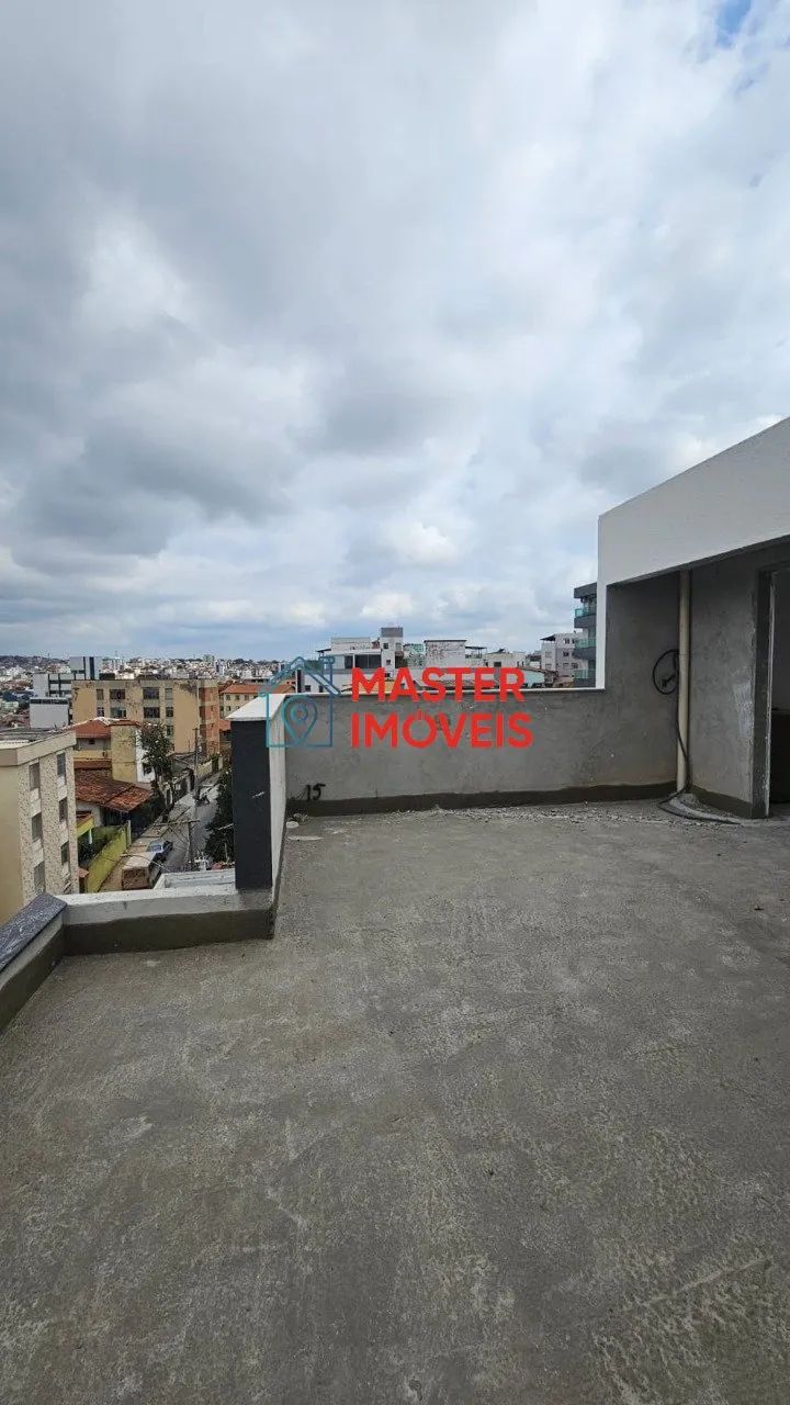 COBERTURA 3 QTOS, ELEVADOR NO TERRAÇO