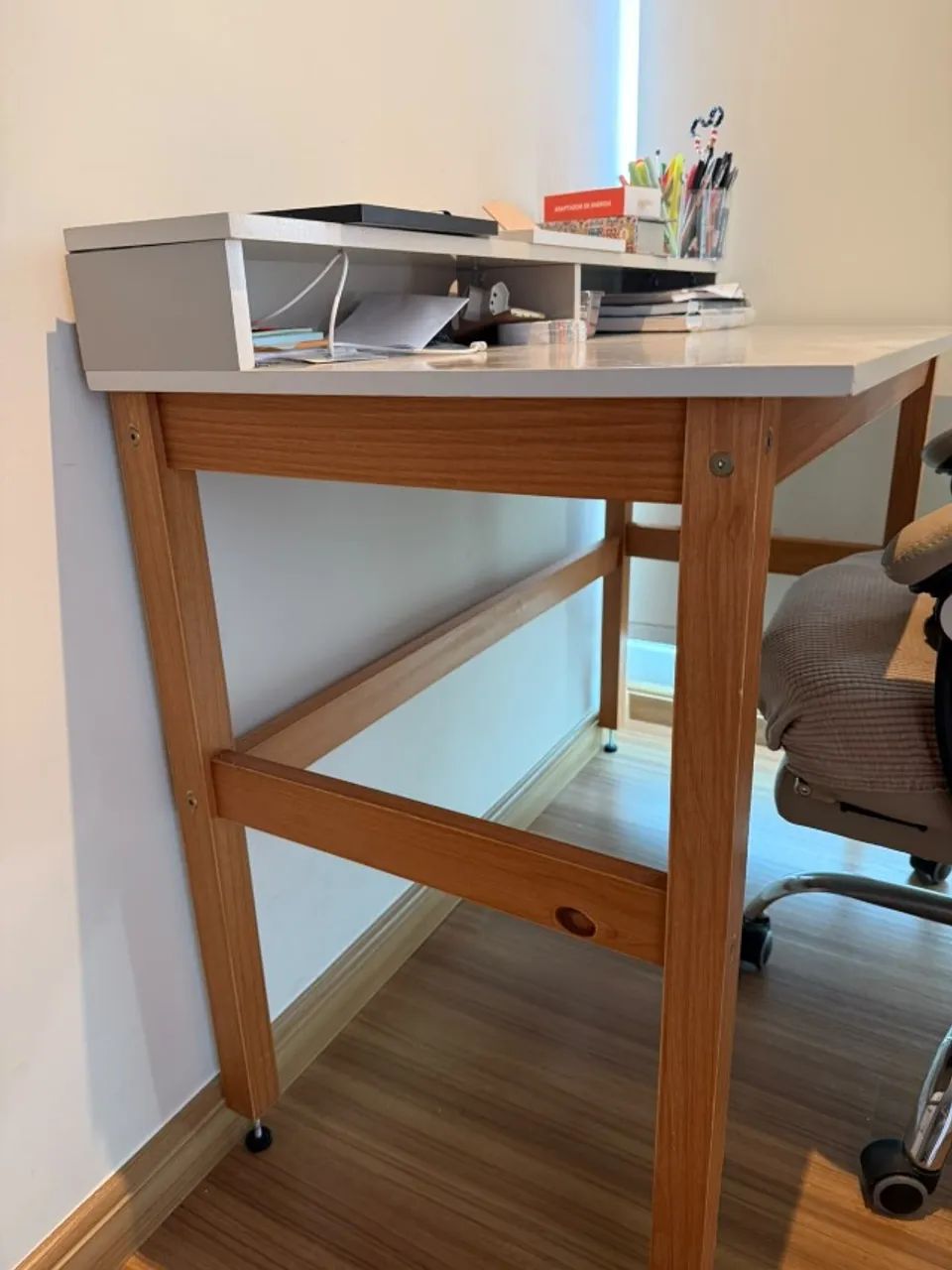 Mesa de escritório off white - Foto 2