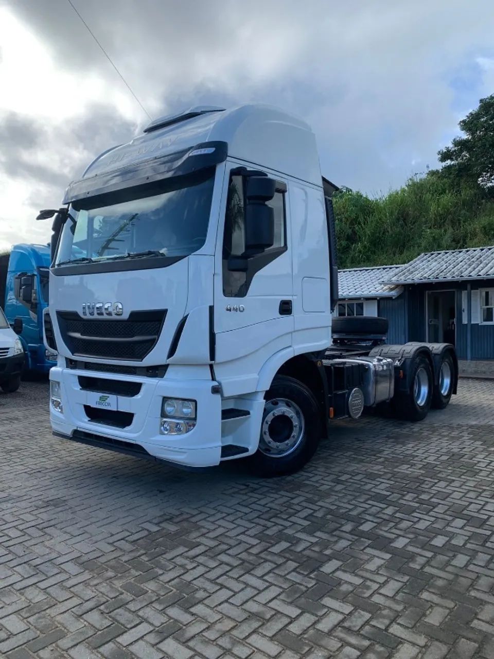 Iveco Hi-Way 440 6x2 - Foto 3
