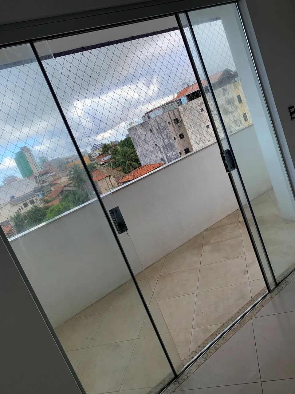Amplo apto em Piatã com 2 quartos  - Foto 2