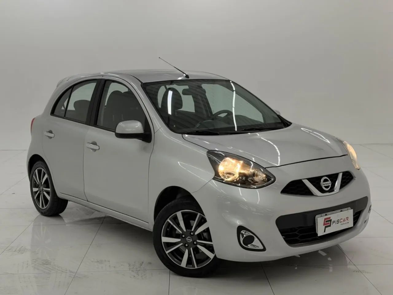 Nissan March 2017 - Foto 3