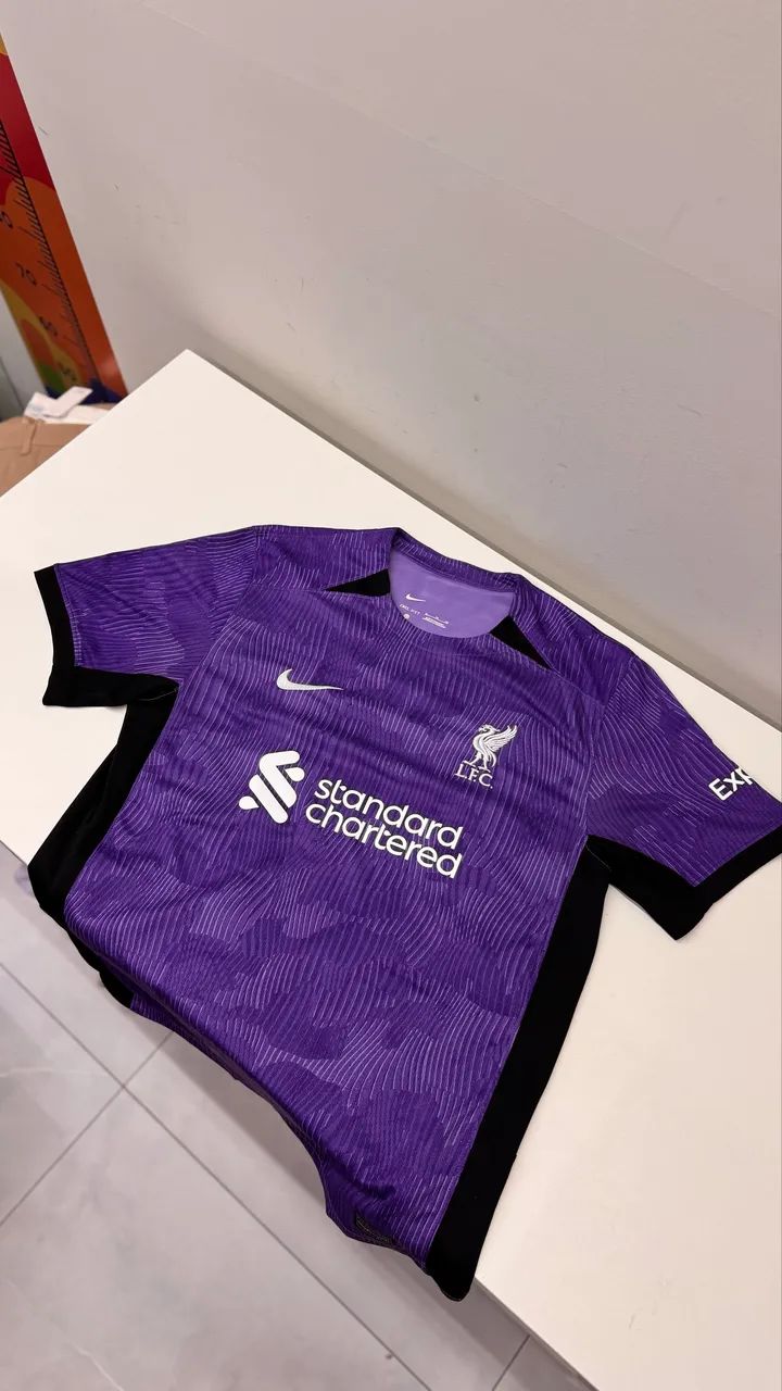 Camisa Liverpool roxa rara   - Foto 2