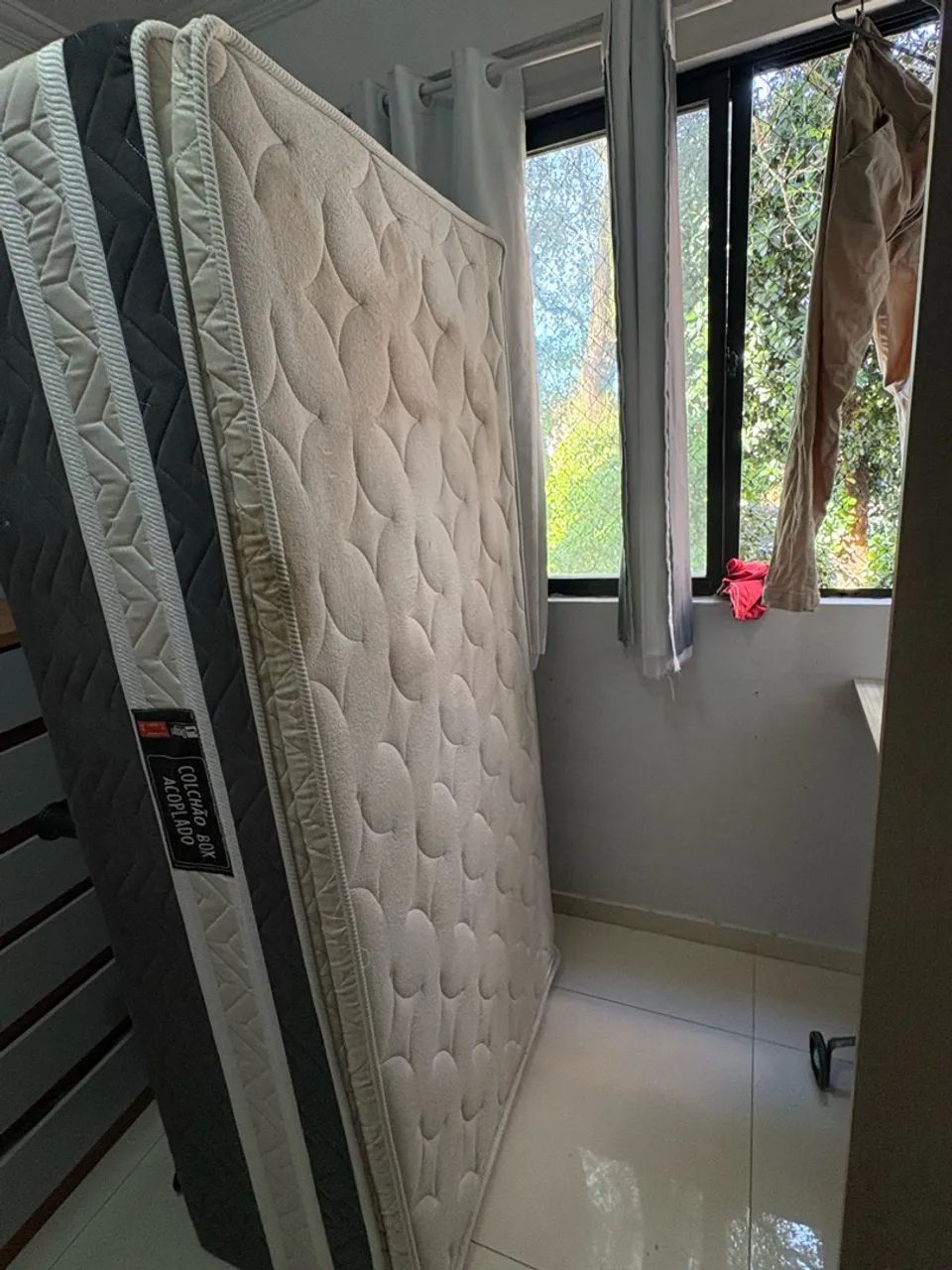 Cama box solteiro com auxiliar 