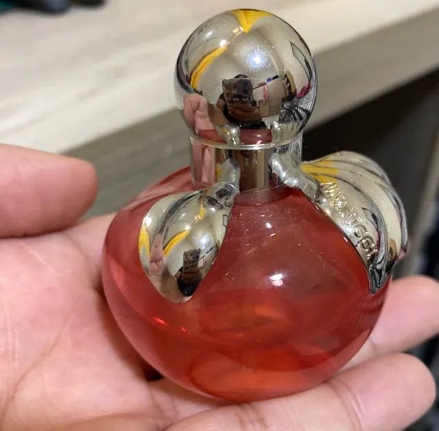 Perfume Nina Ricci Nina Eau De Toilette -  30ml (Original) - Foto 2