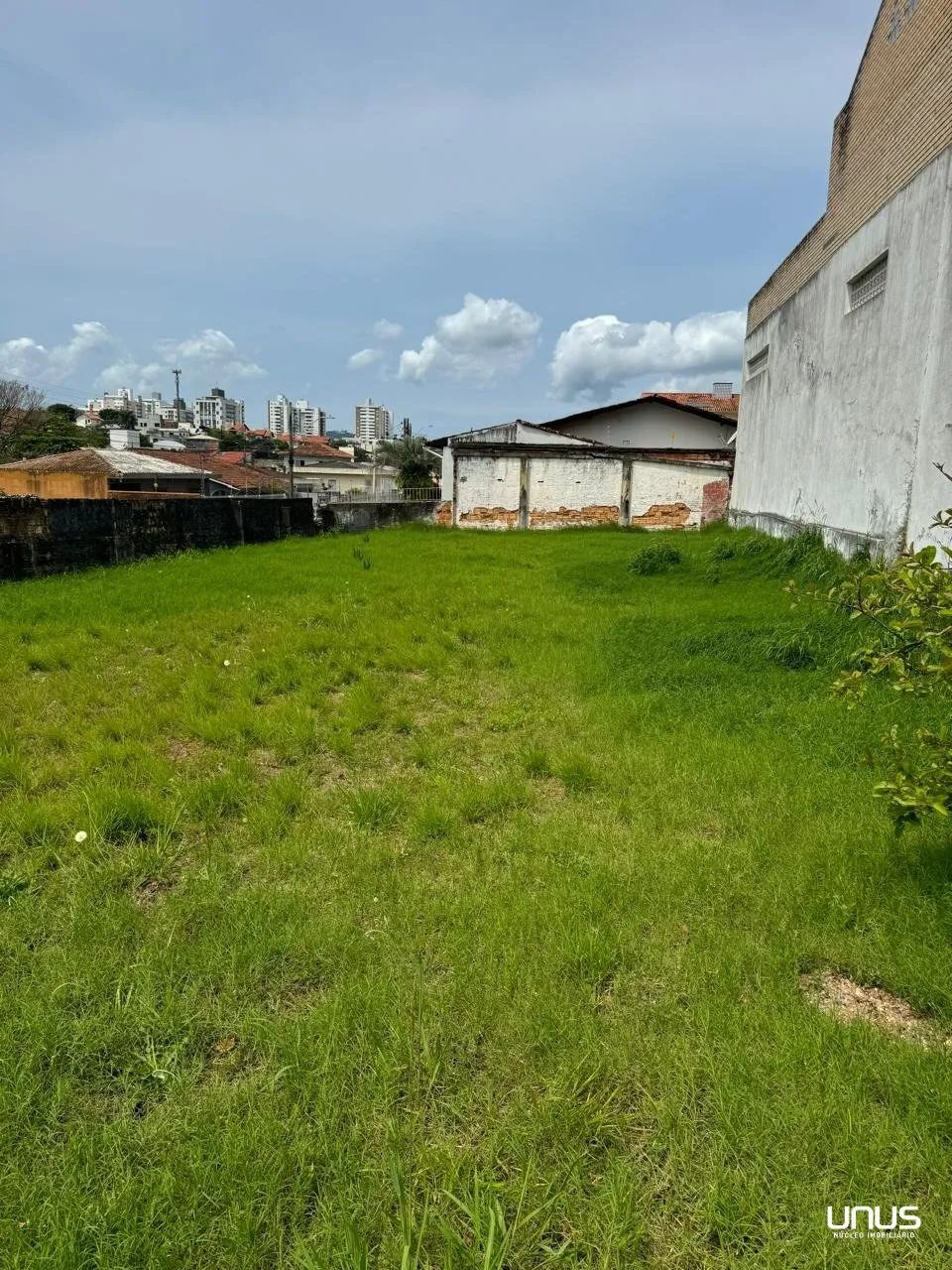 Terreno com 420m² - O espaço ideal para realizar seu projeto! - Foto 4