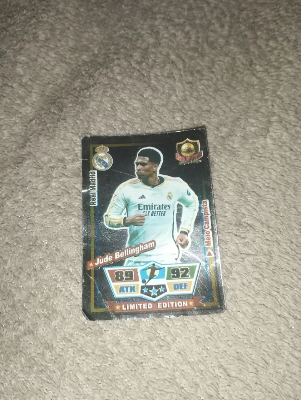 Vende-se uma figurinha 