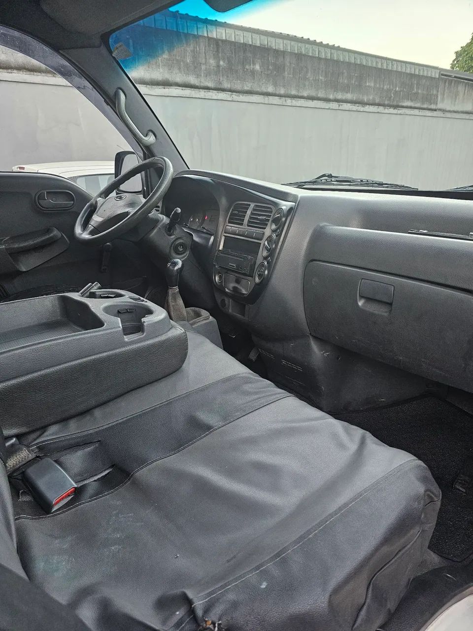Kia Bongo K2500 2012 Baú  - Foto 4