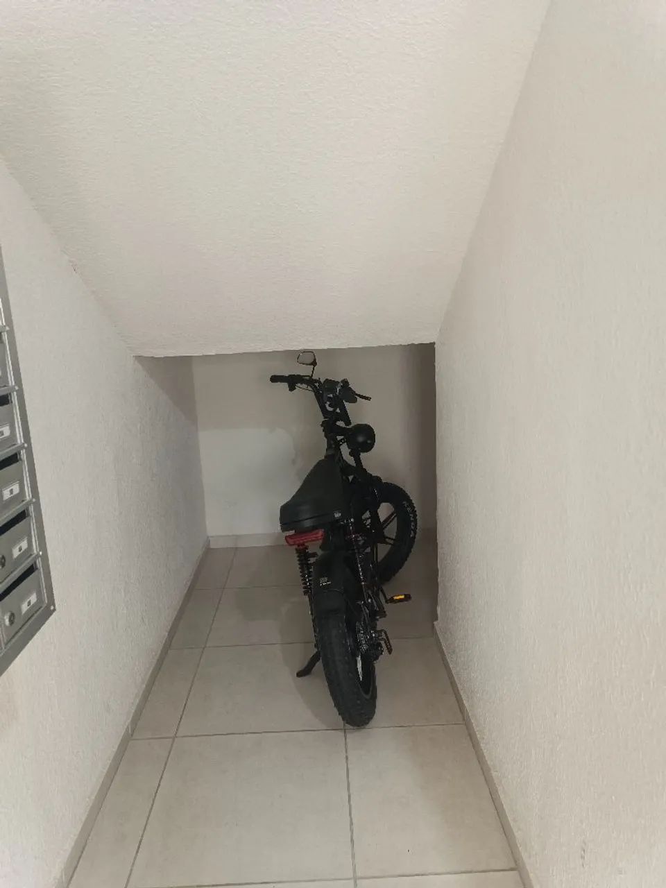 Bicicleta Elétrica V9 Max Preta 1000w - Foto 5