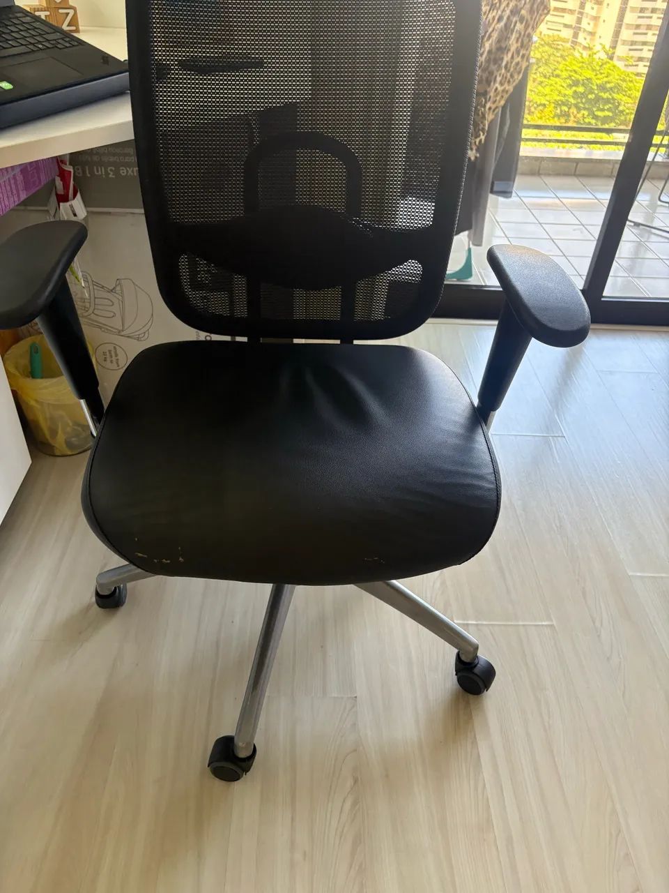Cadeira Mirage Semi Nova