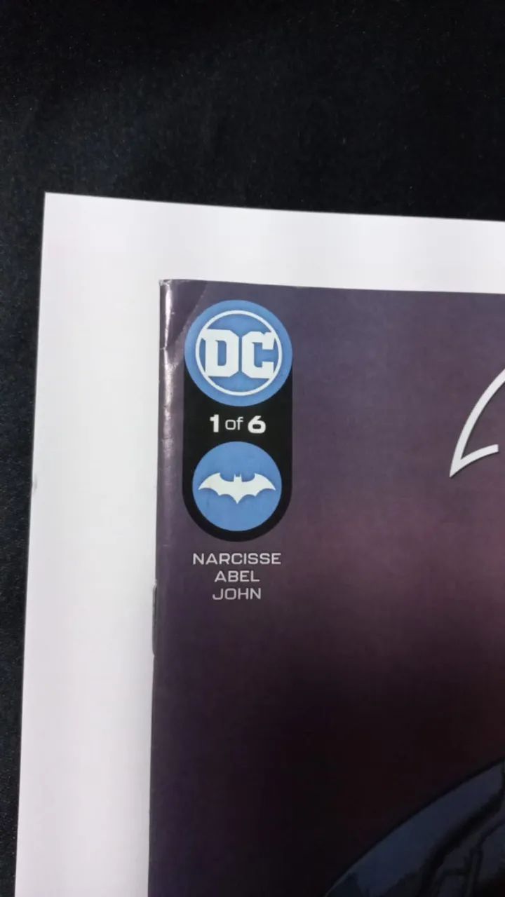 HQ Importada Autografada Batman - Foto 3