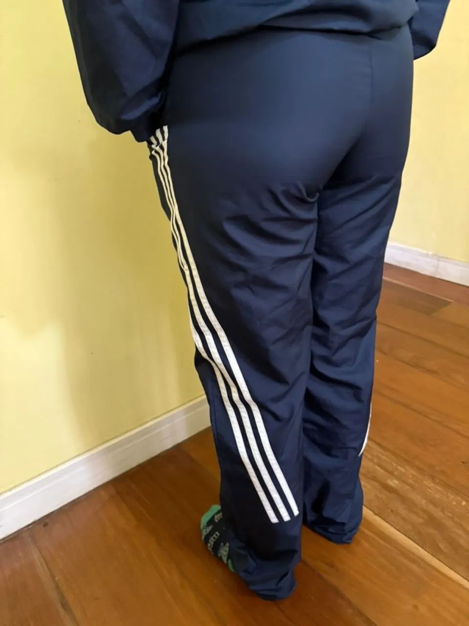 Conjunto Adidas TAM P  - Foto 5