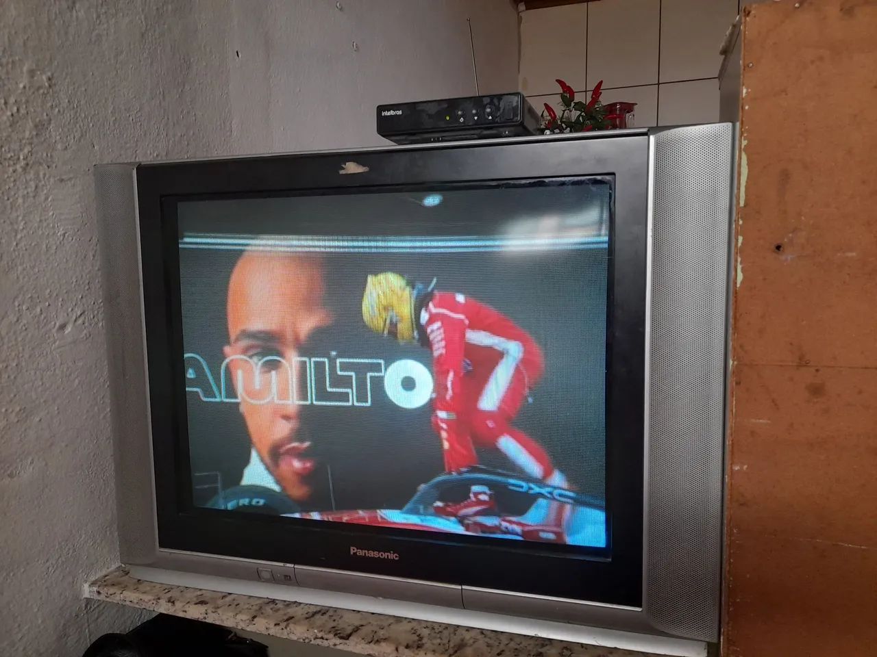 Televisão de tubo - Foto 4