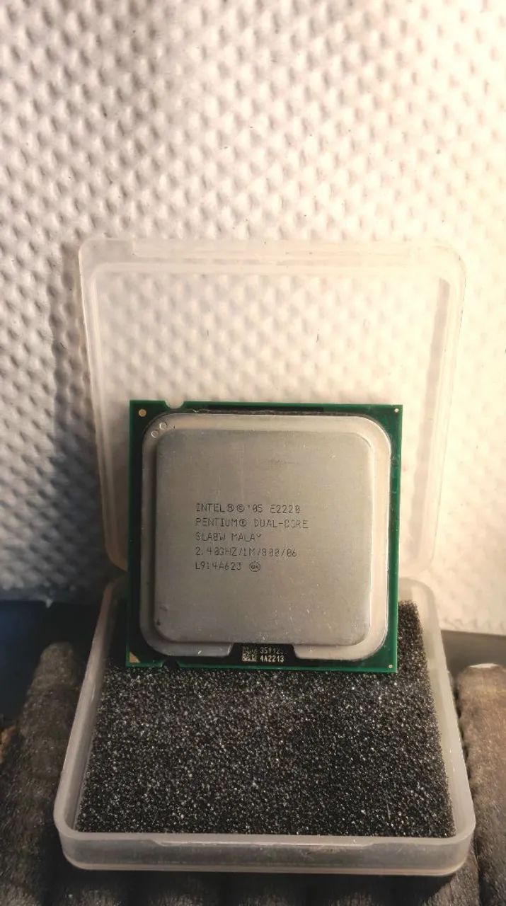Processador Intel Pentium Dual-Core E2220 - Foto 2