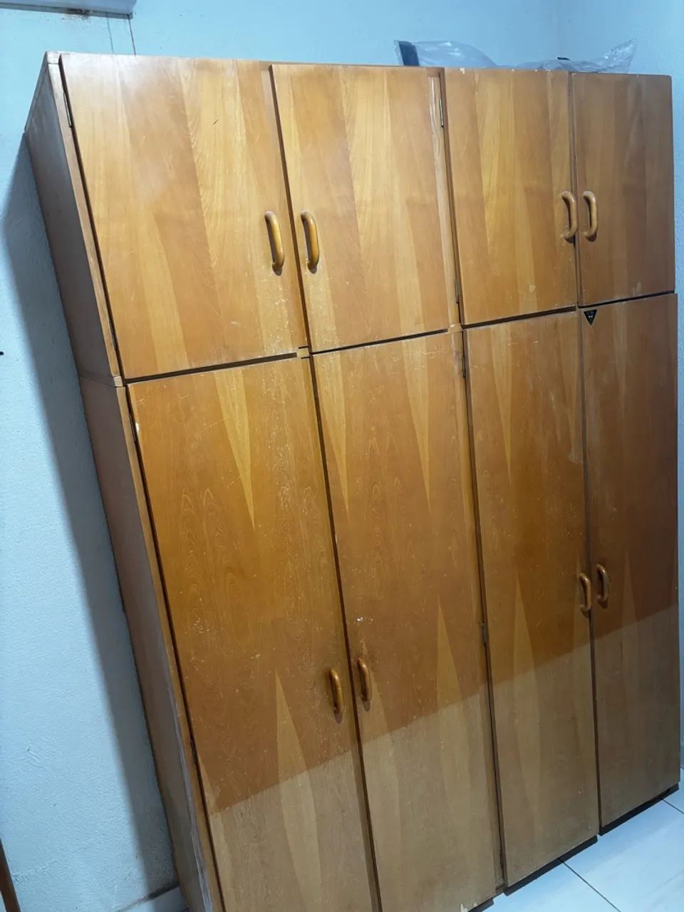Guarda roupa de madeira - Foto 2