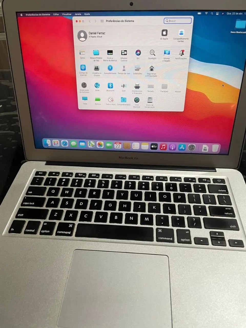 Título: MacBook Air 13