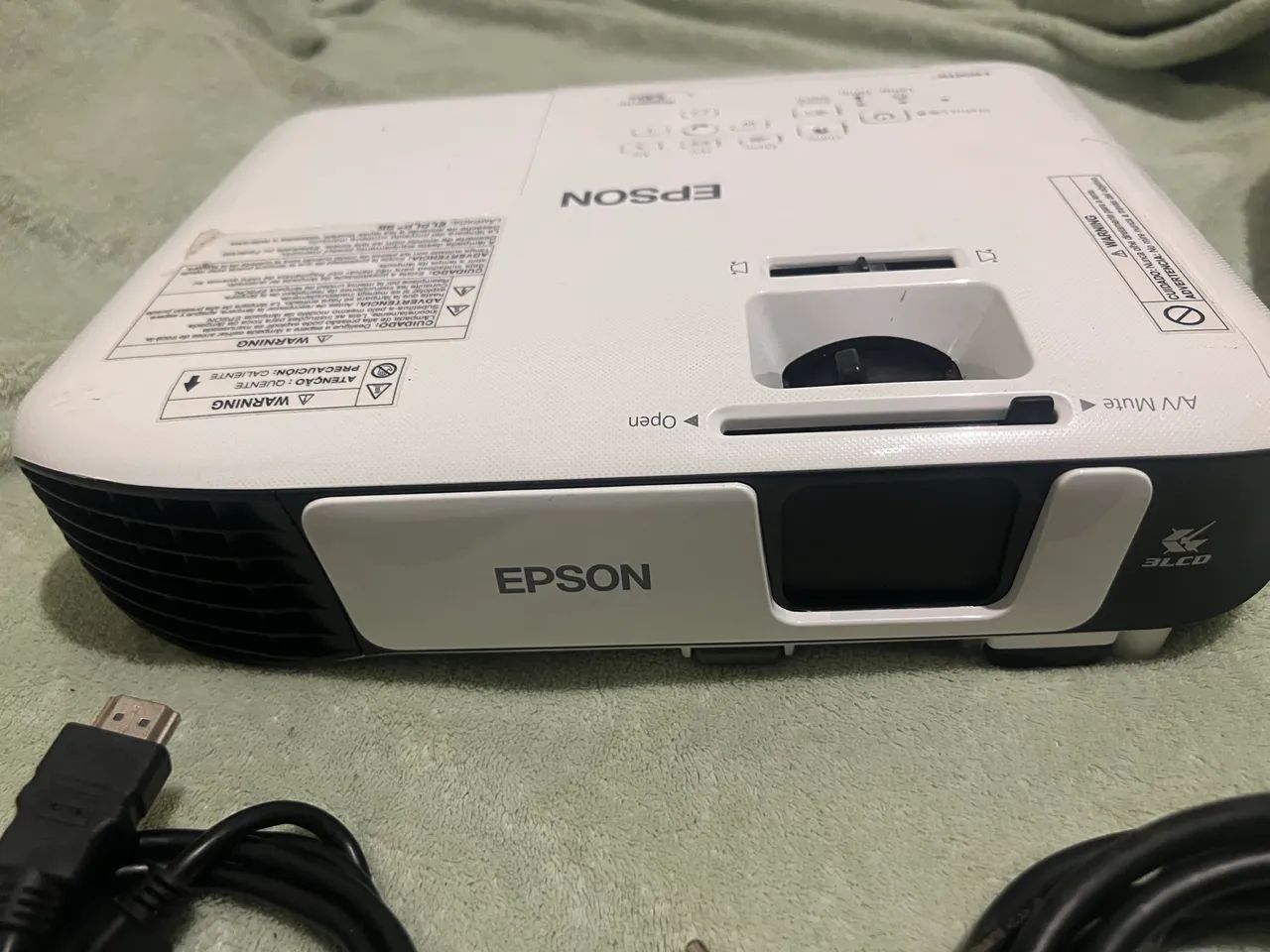 Projetor Epson portátil + notebook Samsung