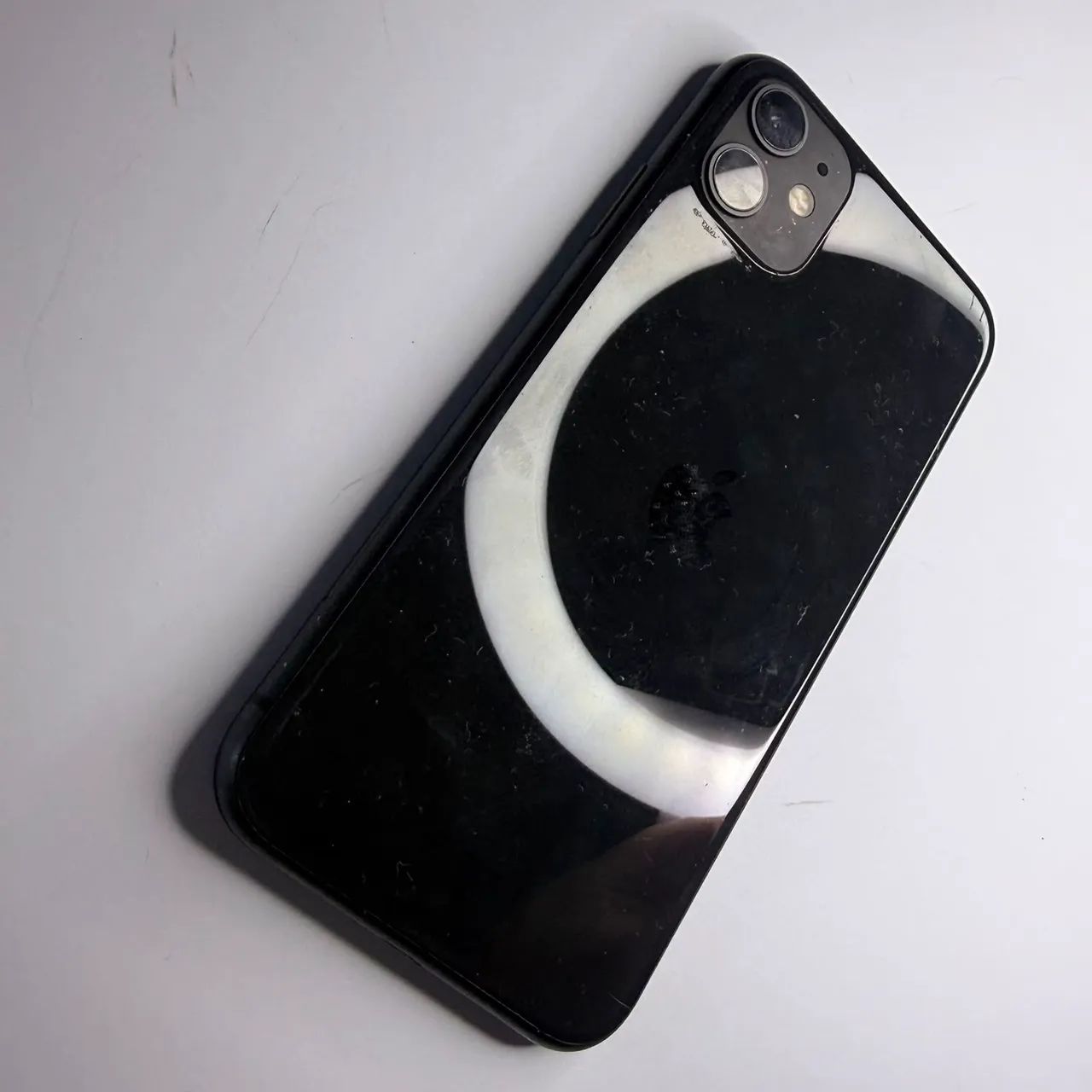 iPhone 11 com caixa. bateria nova 100%