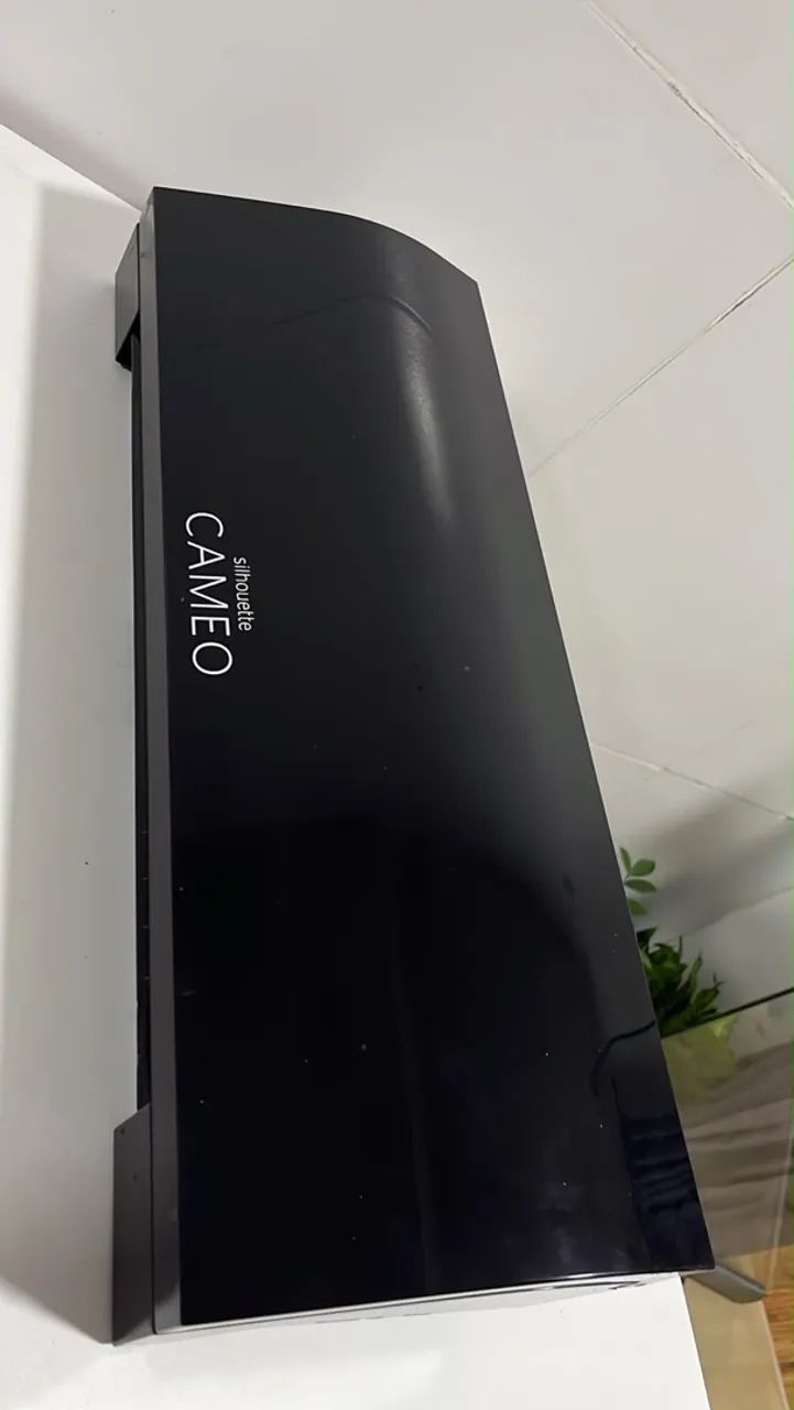 Silhouette Cameo 3 