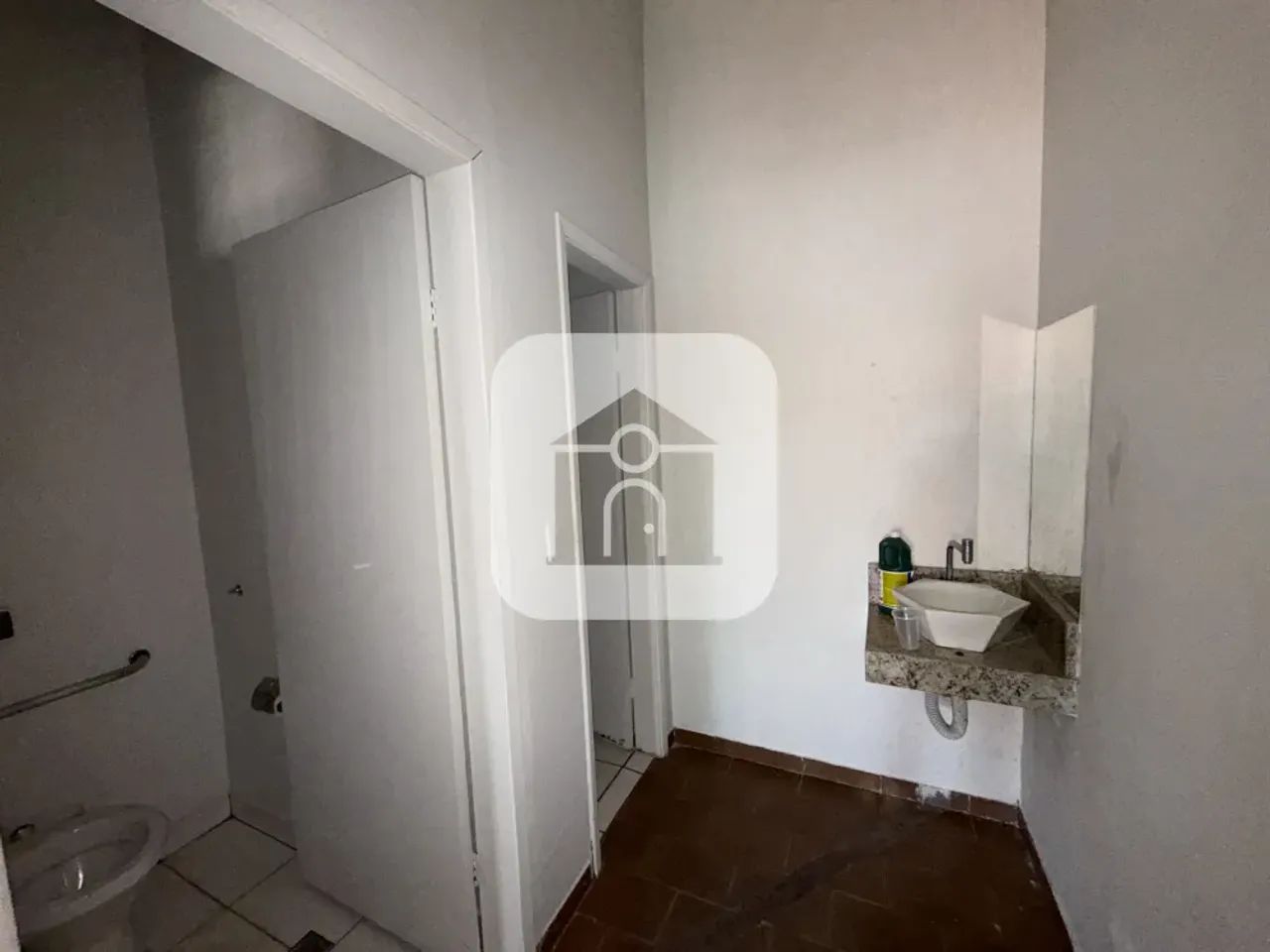 Loja comercial para locação no bairro Planalto - Foto 5