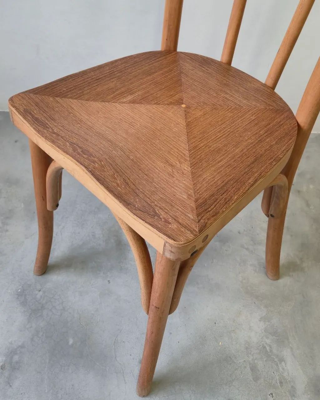 Mesa e cadeiras, puro charme! - Foto 5
