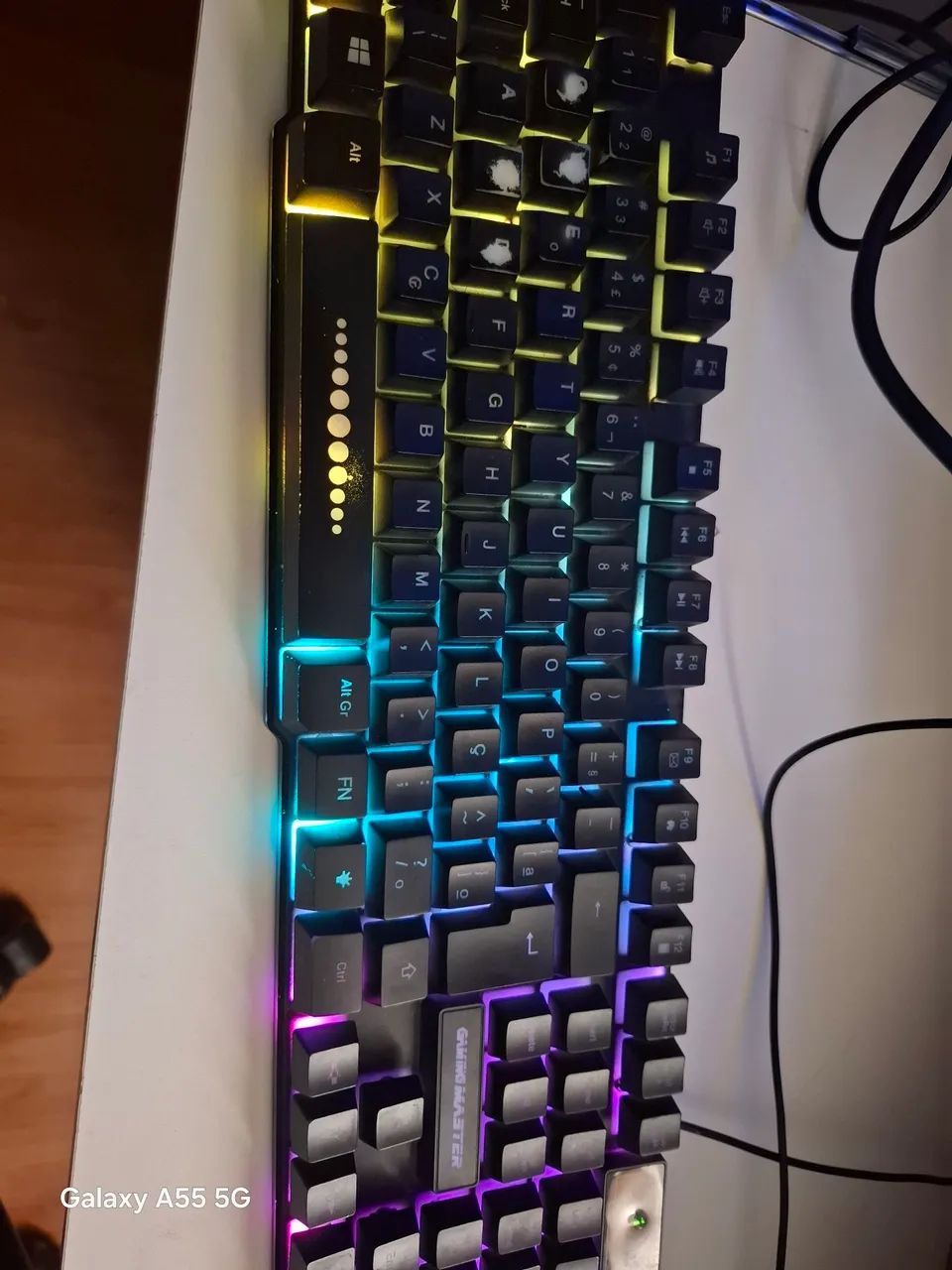 Monitor HD 20 polegadas + estabilizador + teclado gamer - Foto 3