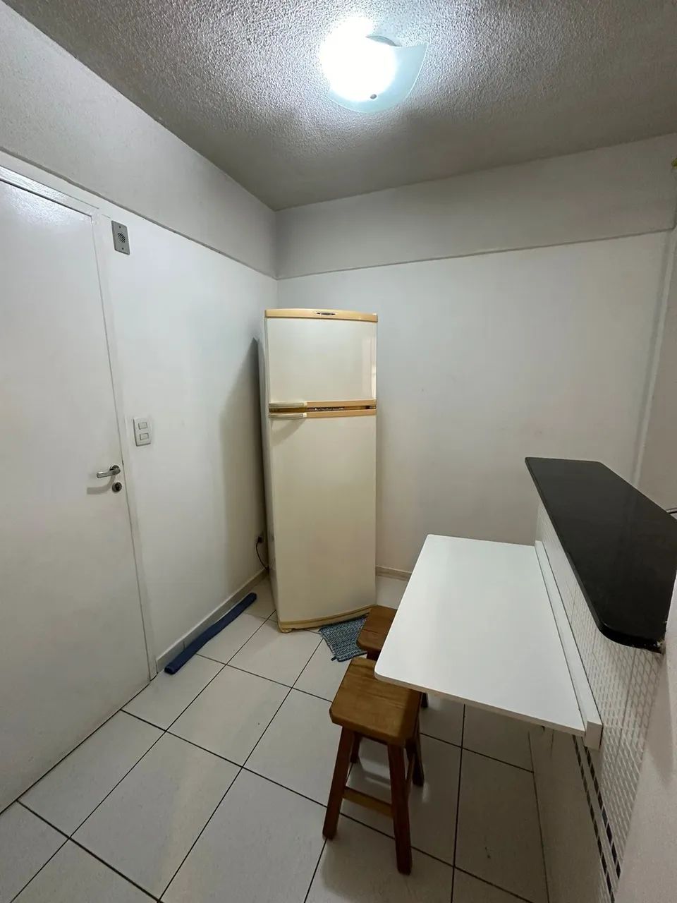 Locação - Kitnet na Zona 07 em Maringá! - Foto 5