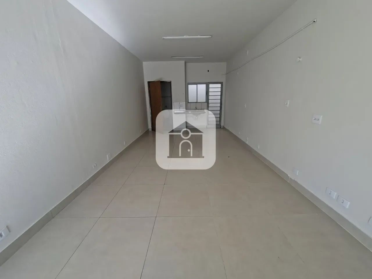 Loja comercial para locação no bairro Martins