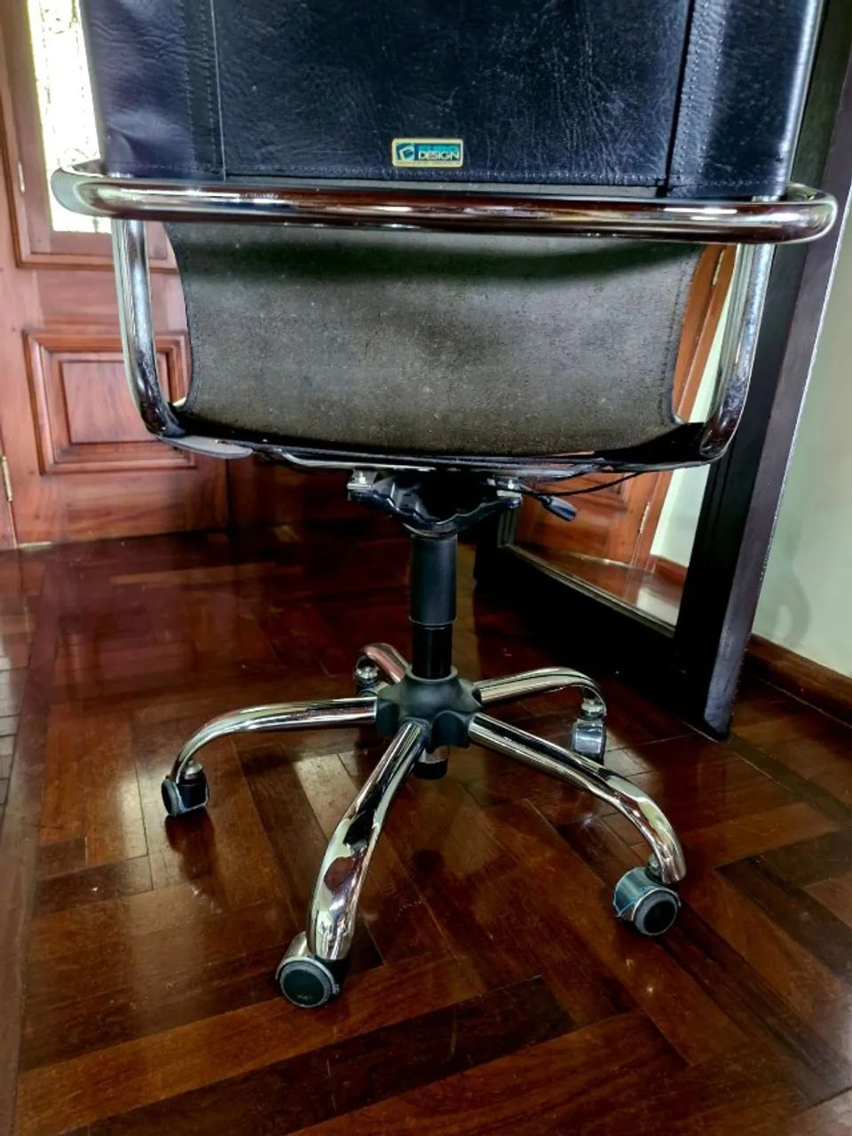 cadeira presidente couro legitimo - Foto 3