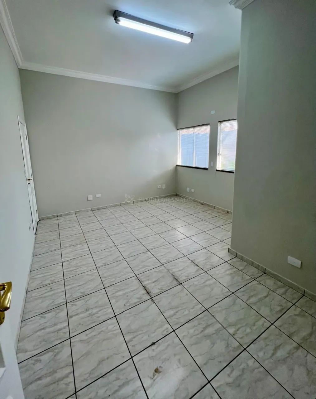 Comercial Sala em Maringá - Foto 3