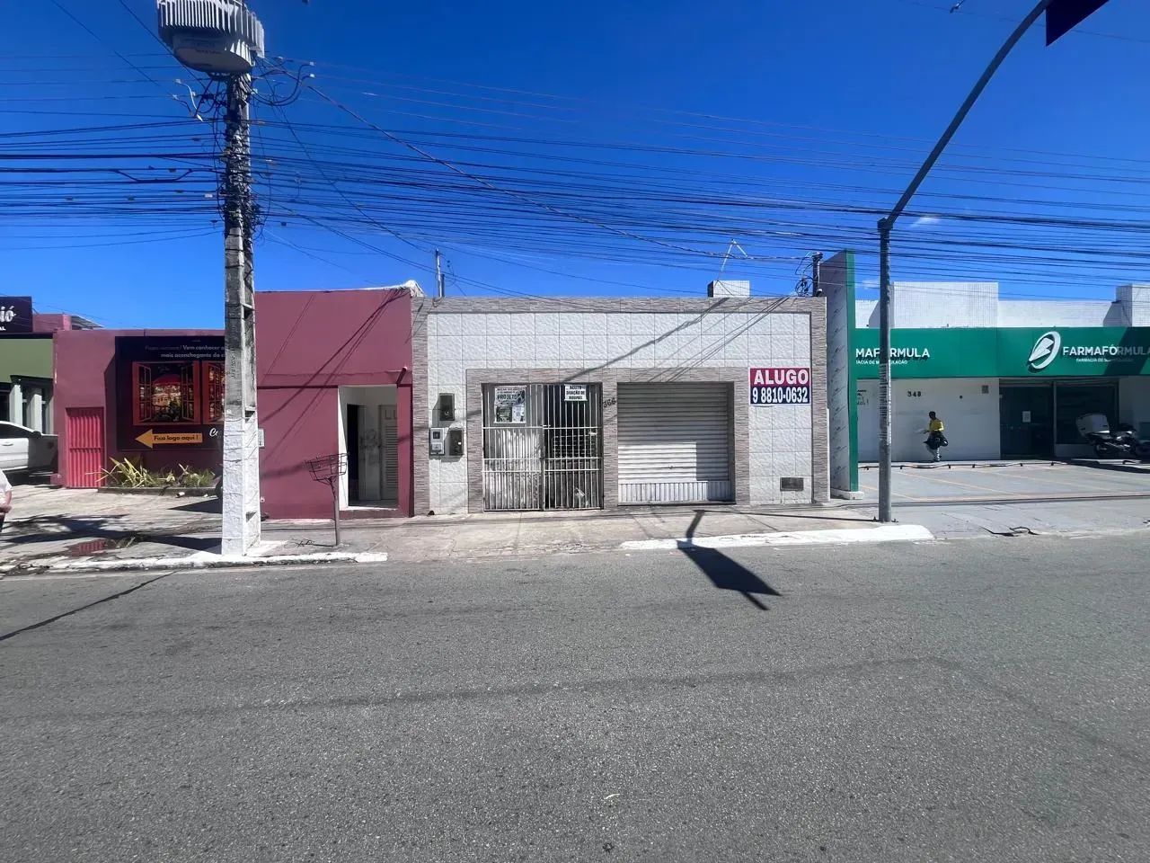 CASA COM PONTO COMERCIAL NA ATALAIA PARA LOCAÇÃO