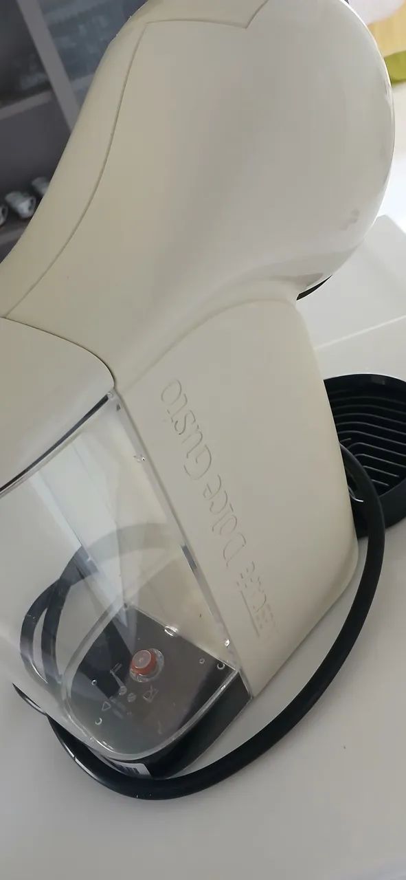 Máquina de café da Dolce Gusto (Com defeito) - Foto 4
