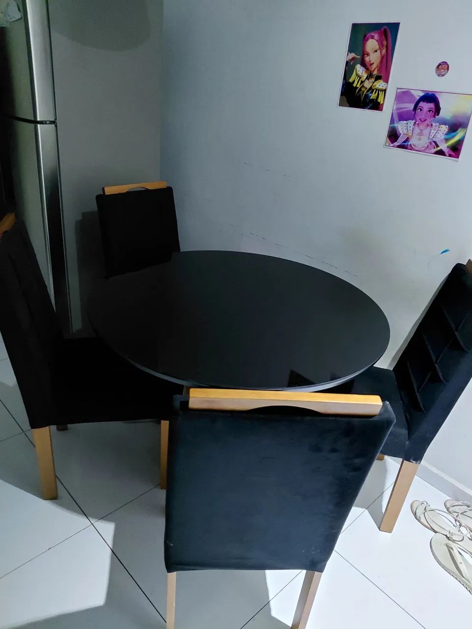 Mesa 4 cadeiras