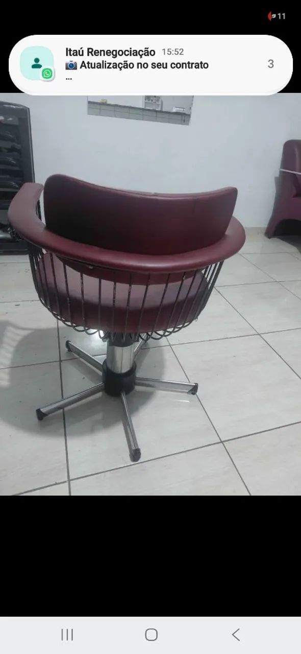 Cadeira hidráulica para cabeleireiro ou barbeiro 