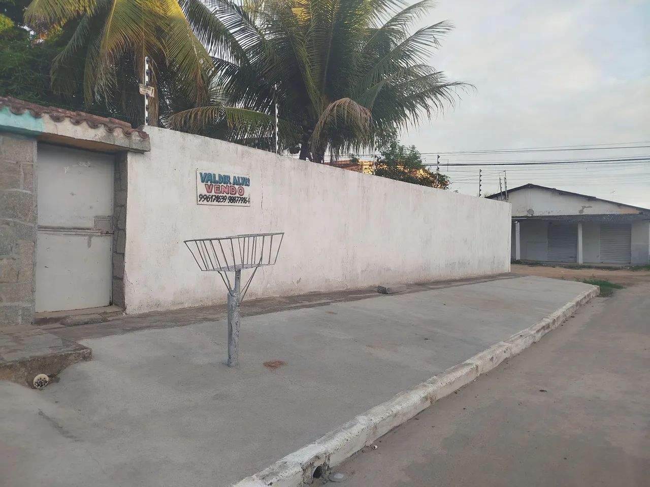 Vende-se terreno 