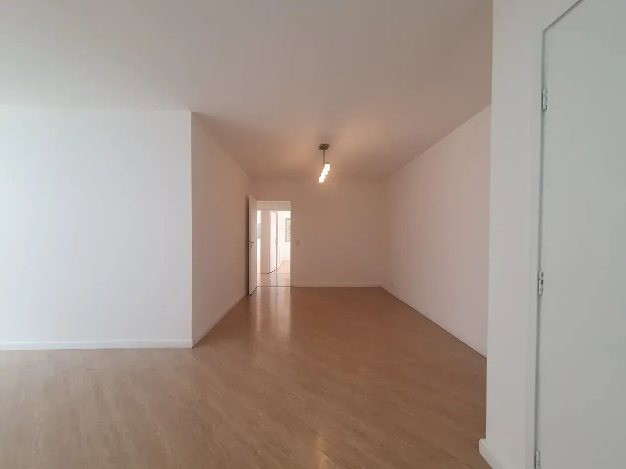 HIGIENÓPOLIS 3 DORMITÓRIOS 1 SUITE E 1 VAGA DE GARAGEM - Foto 3
