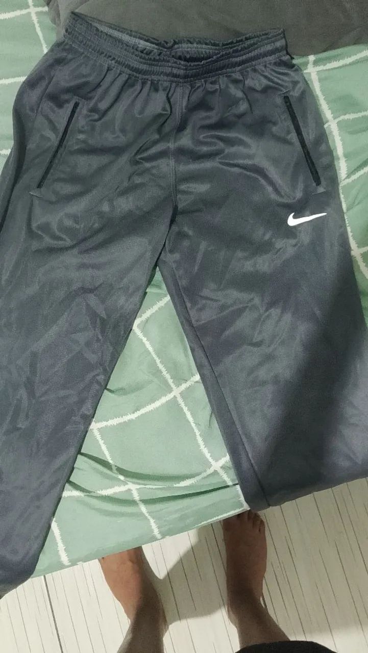 Vendo roupas e tênis 