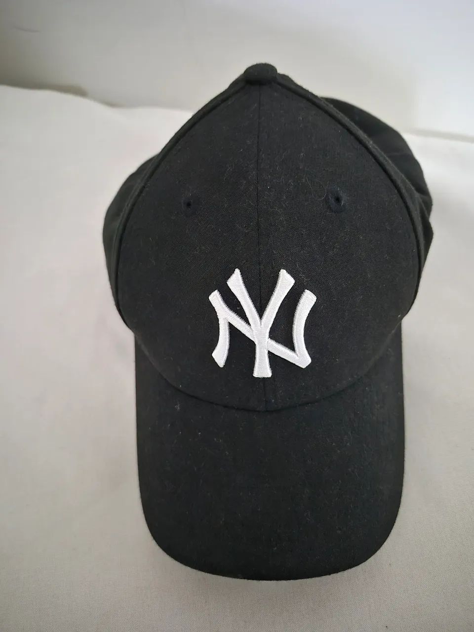 Boné Yankeess,  impecável.