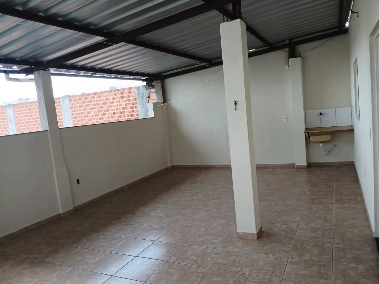 Casa com 3 quartos, garagem e excelente espaço interno  - Foto 3