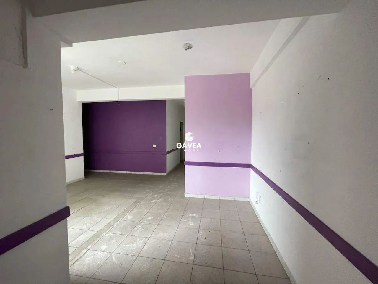 Conjunto Comercial/sala à venda no Centro em São Vicente.