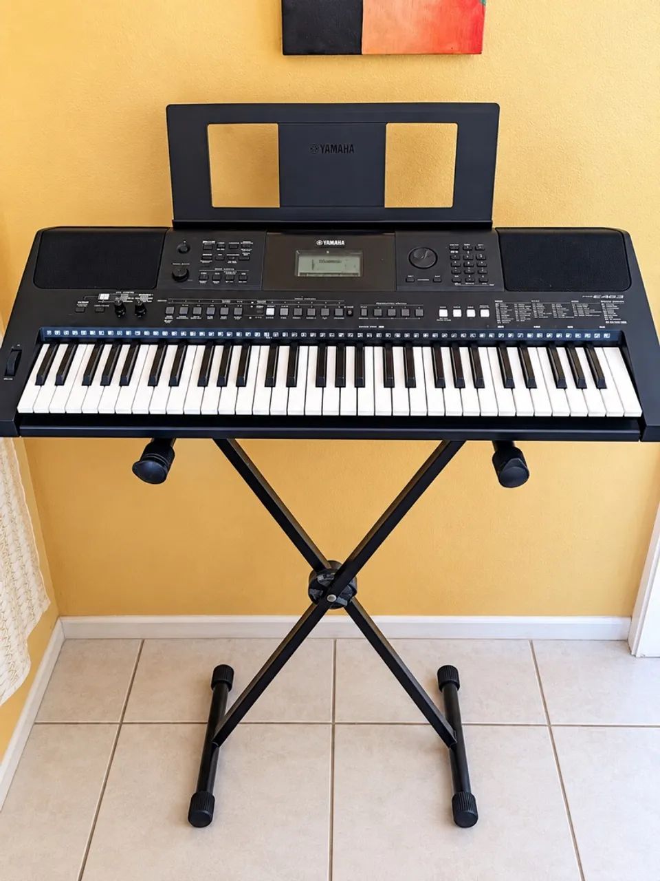 Teclado Yamaha E463