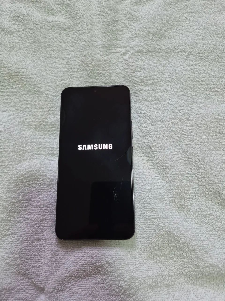 Smartphone Samsung Galaxy S22 - Foto 4